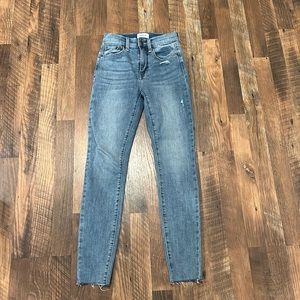 Pistola jeans